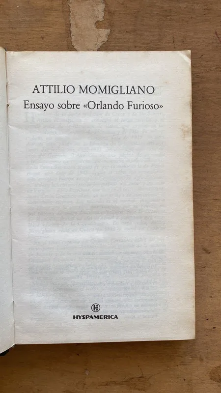 Tapa de Ensayo sobre orlando el furioso - Momigliano, Attilio (M1)