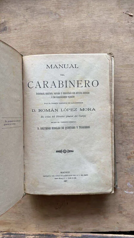 Manual Del Carabinero - Lopez Mora, Roman (A6)