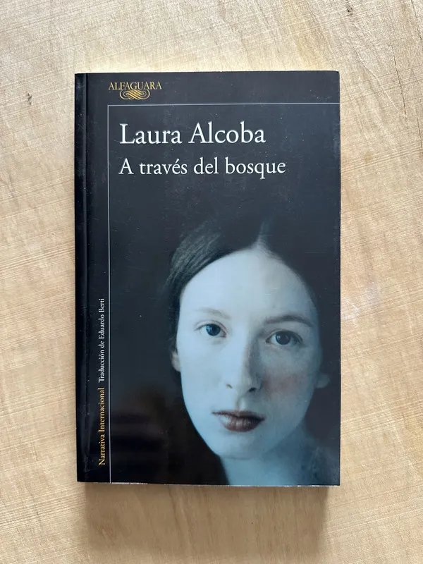 A traves del bosque - Alcoba, Laura (Y5)