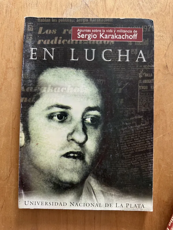 En lucha - (2g3)