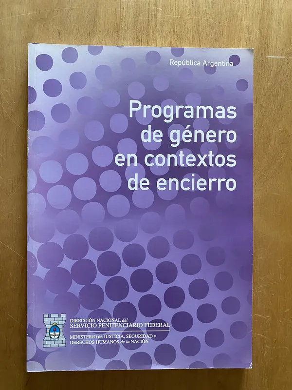 Tapa de - Programas de genero en contextos de encierro (2b7)