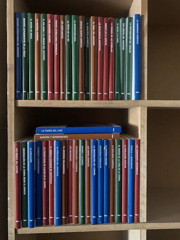 - Colección un paseo por el cosmos 42 tomos RBA