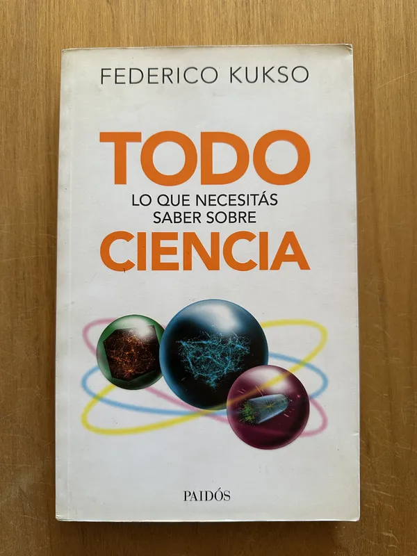 Tapa de Todo lo que necesitas saber sobre Ciencia - Kukso (2L4)