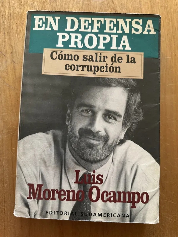 En defensa propia - Moreno Ocampo, Luis (2O5)