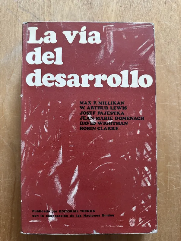 La via del desarrollo - Millikan; Lewis; Pajestka (2m6)