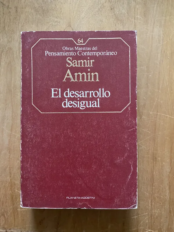El desarrollo desigual - Amin, Samir (2cf)