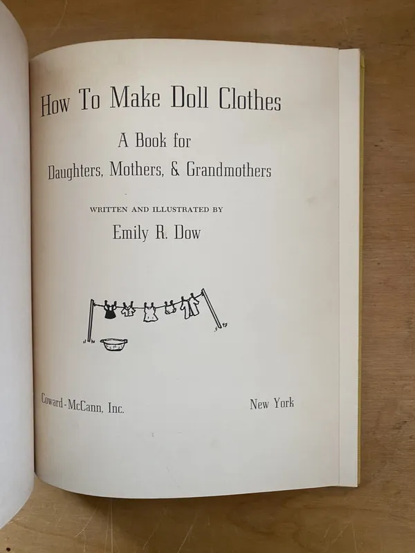 How to make doll clothes - Dow, Emily (bb6)
