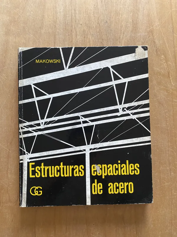 Estructuras de acero - Makowski, (2L7)