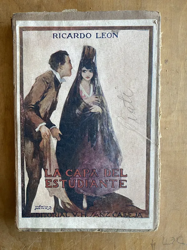 La capa del estudiante - Leon, Ricardo (ii1)