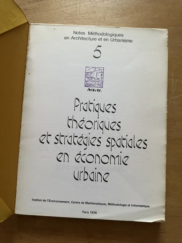 Pratiques theoriques et strategies spatiales en econom (2o6
