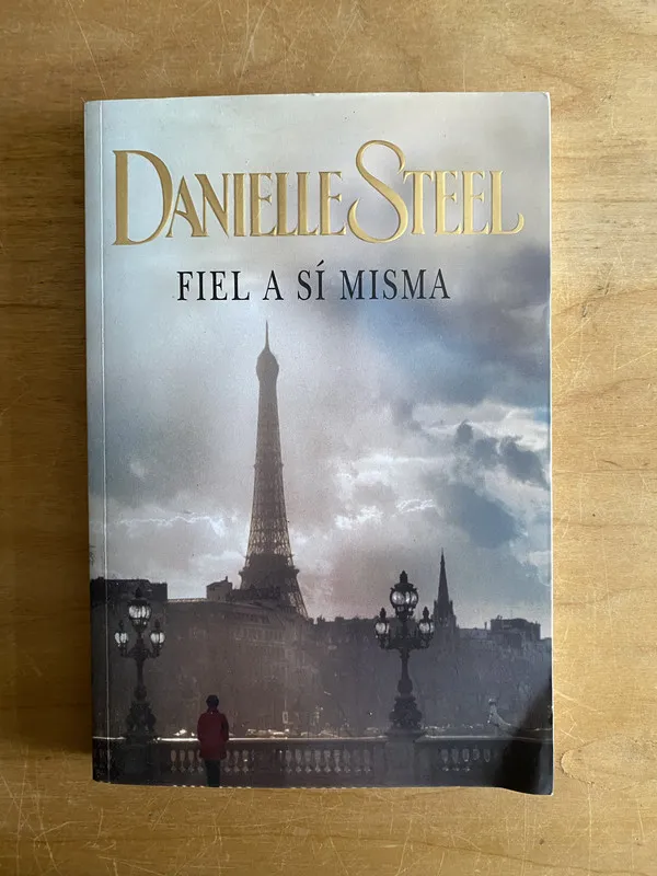 Fiel a si misma - Steel, Danielle (2w3)