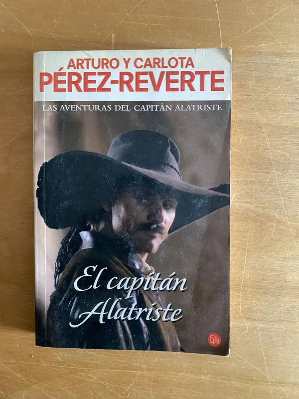 Tapa de El capitan Alatriste Arturo y Carlota Perez - Reverte (2w6)