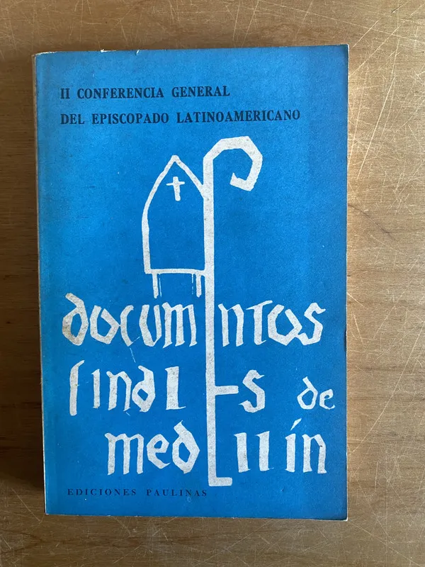Tapa de Documentos finales de MEdellin - (2x6)