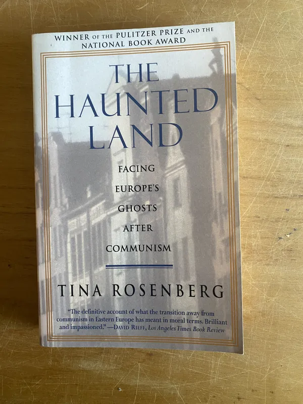 The haunted land - Rosenberg, Tina (2x9)