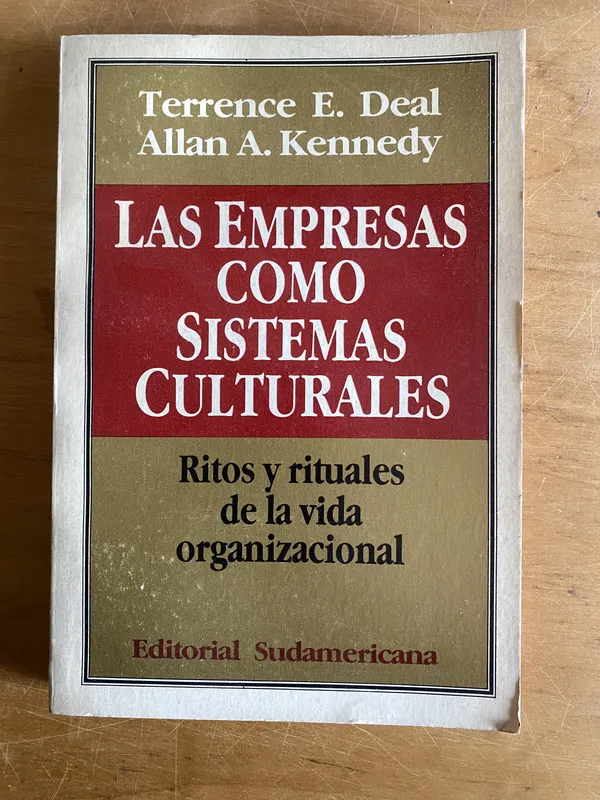 Tapa de Las empresas como sistemas culturales - Deal; Kennedy (2y8)