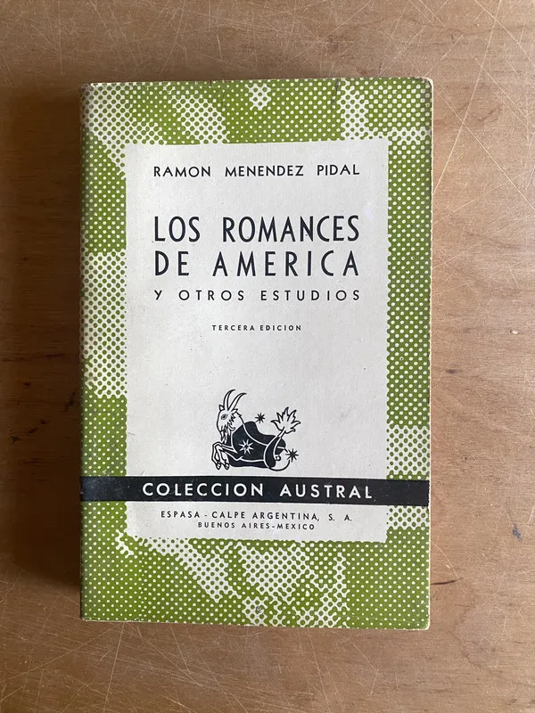 Los romances de America y otros estud- Menendez Pidal (2z4)