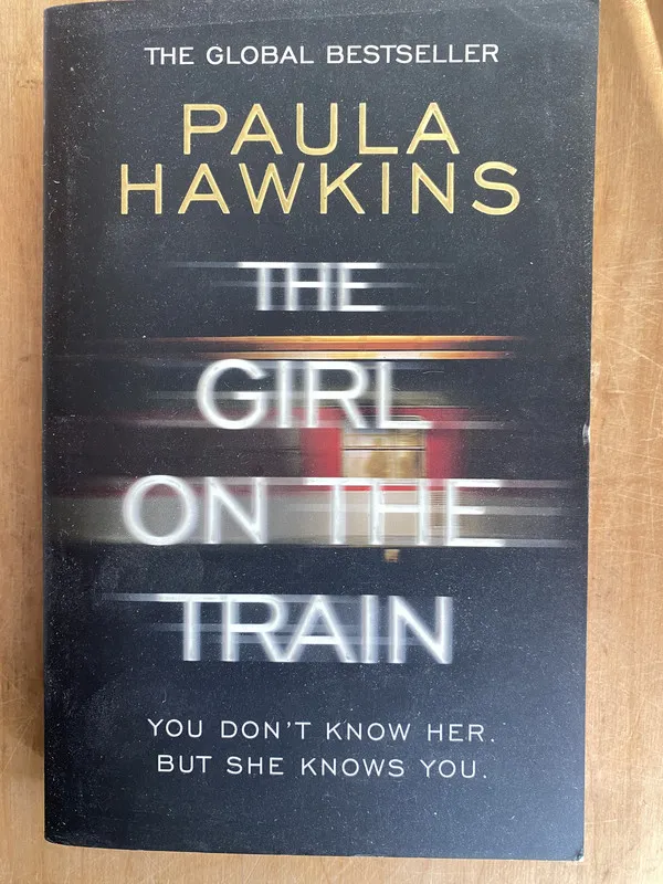 Tapa de The girl on the train - Hawkins, Paula (ii3)