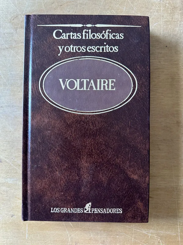 Tapa de Cartas filosoficas y otros escritos - Voltaire (3c8)