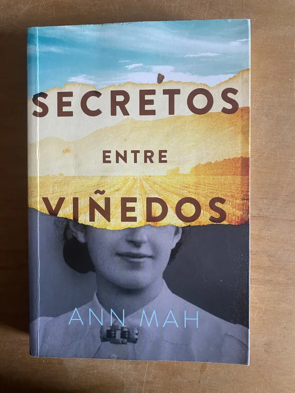 Tapa de Secretos entre viñedos - Mah, Ann (3d2)