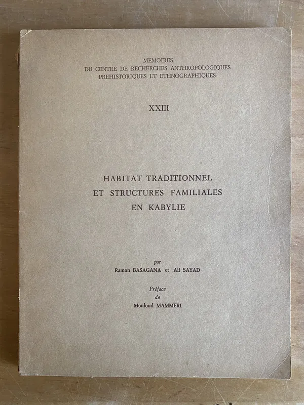 Habitat traditionnel et structures familiales- Basagana(3g7