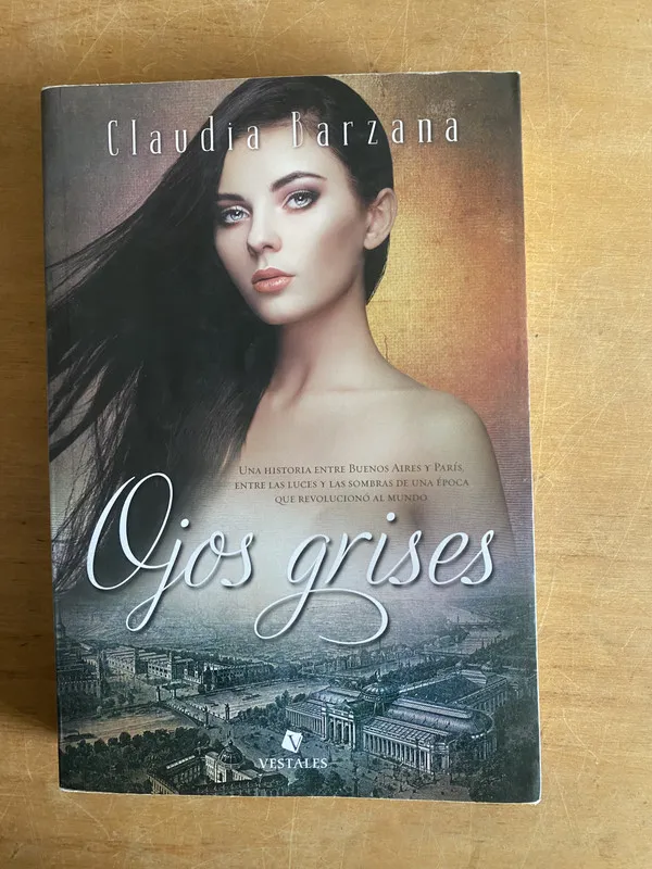 Tapa de Ojos grises - Barzana, Claudia (3d2)
