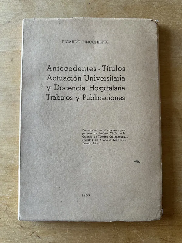 Tapa de Antecedentes Titulos Actuacion Universita- Finochietto (3i4
