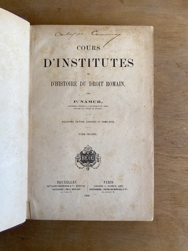 Cours D'institutes et histoire du droit romain- Namur (3k1)