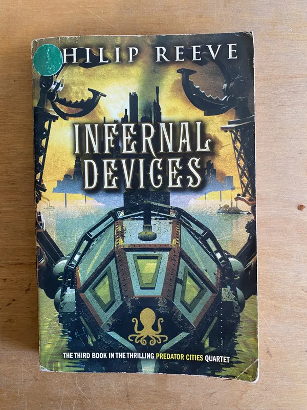 Tapa de Infernal devices - Reeve, Philip (3n3)