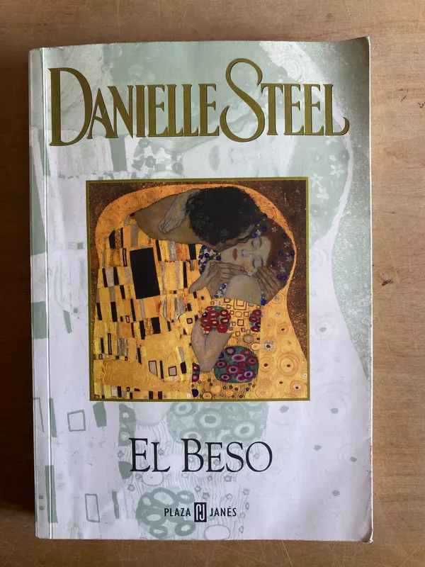 El beso - Steel, Danielle (3n5)