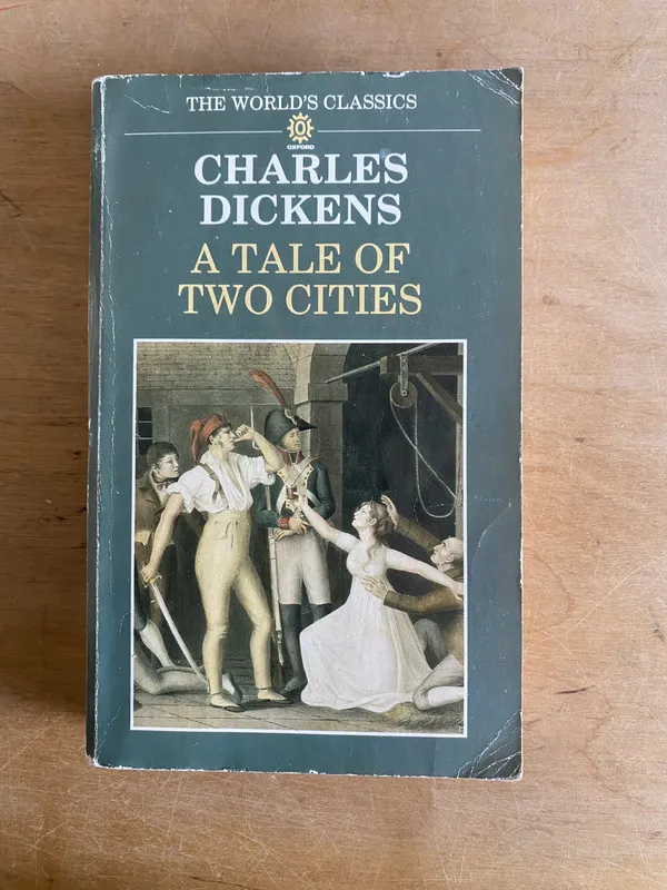Tapa de A tale of two cities - Dickens, Charles (2v1)