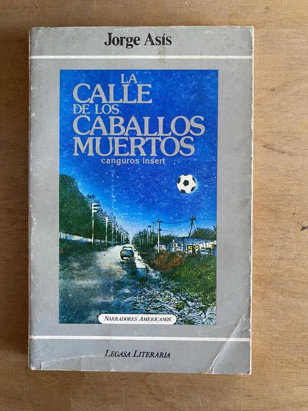 Tapa de La calle de los caballos muertos- Asis (3h5)