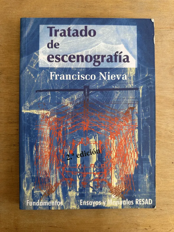 Tapa de Tratado de escenografia - Nieva Francisco (3L5)