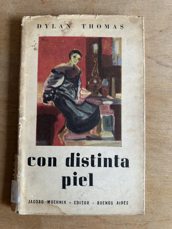 Tapa de Con distinta piel - Thomas Dylan (2t4)