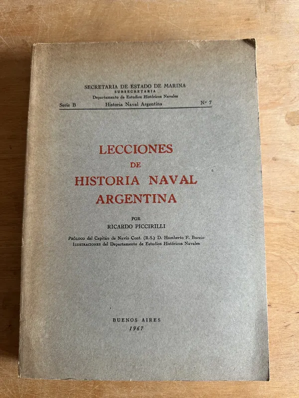 Tapa de Lecciones de historia naval argentina - Piccirilli (2t1)