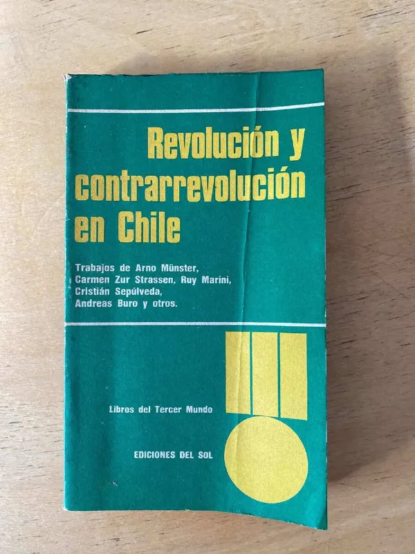 Tapa de Revolucion Y Contrarrevolucion En Chile - Munster; (Q4)