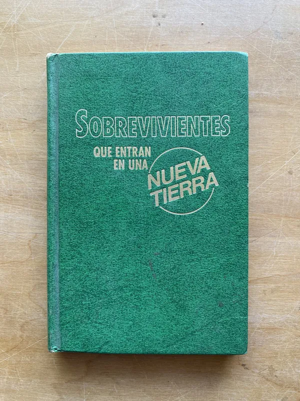 Tapa de Sobrevivientes que entran en una nueva tierra - (LL1)