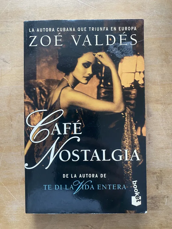 Cafe nostalgia - Valdes Zoe (LL4)