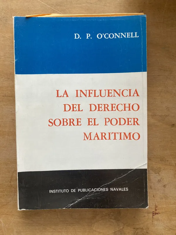 Tapa de La influencia del derecho sobre el poder ma- O'connell (LL6