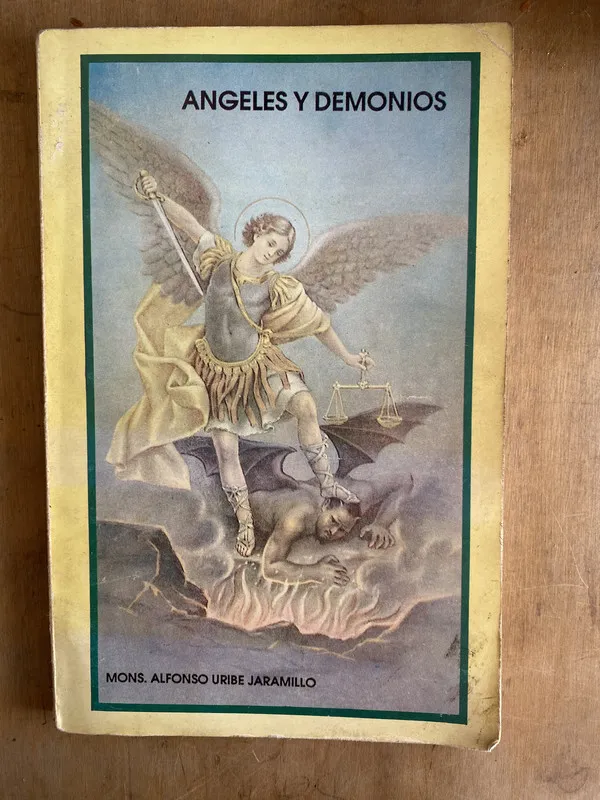 angeles y demonios - Uribe Jaramillo Alfonso (e5)
