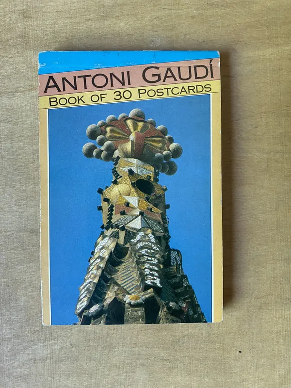 Tapa de Book of 30 postcards - Gaudi (2m7)