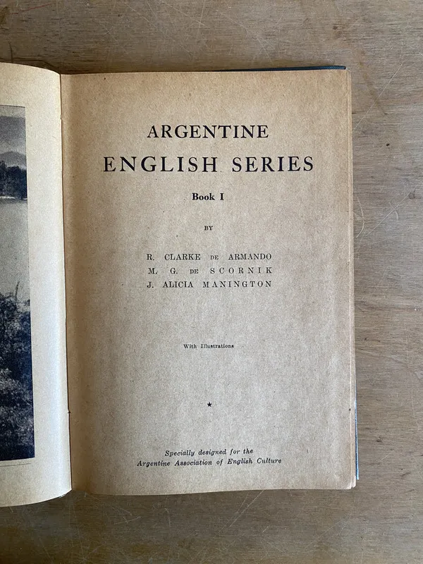 Argentine English - Clarke de Armando; De Scornik (2h4)