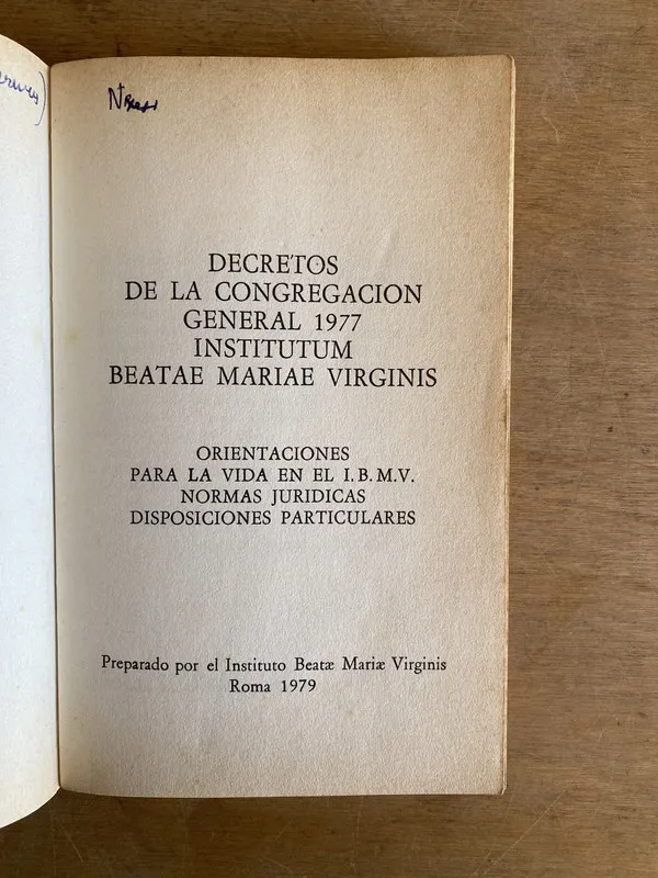 Decretos de la congregacion general 1977. Institutum beatae