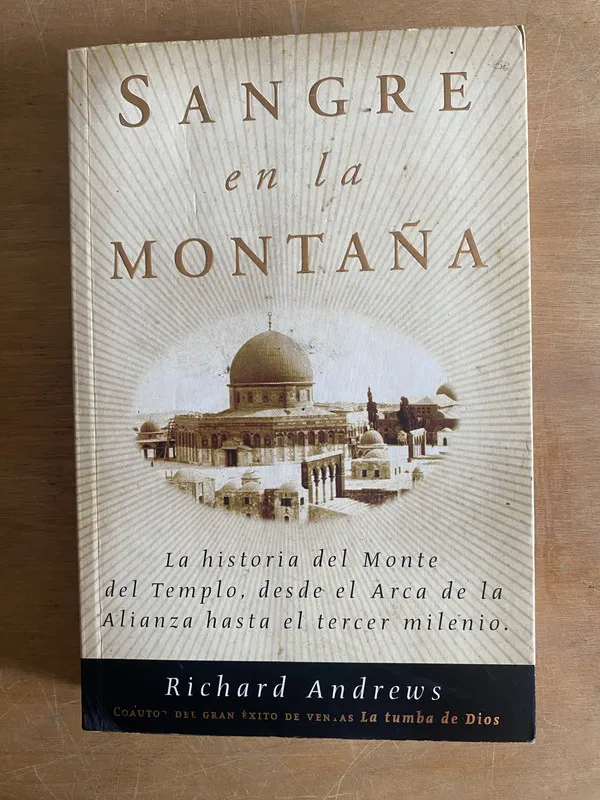 Sangre en la montaña - Andrews (2j7)