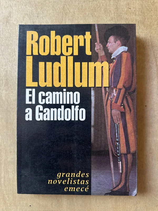 El camino a Gandolfo - Ludlum (3m5)