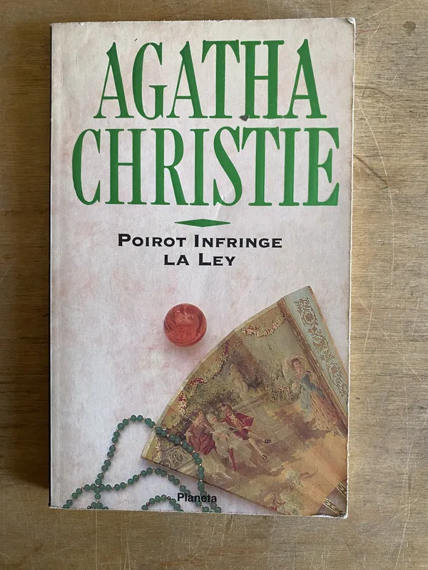 Tapa de Poirot infrige la ley - Christie (2c5)