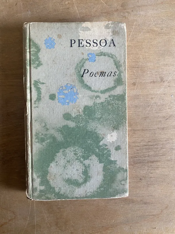 Tapa de Poemas - Pessoa (3k7)