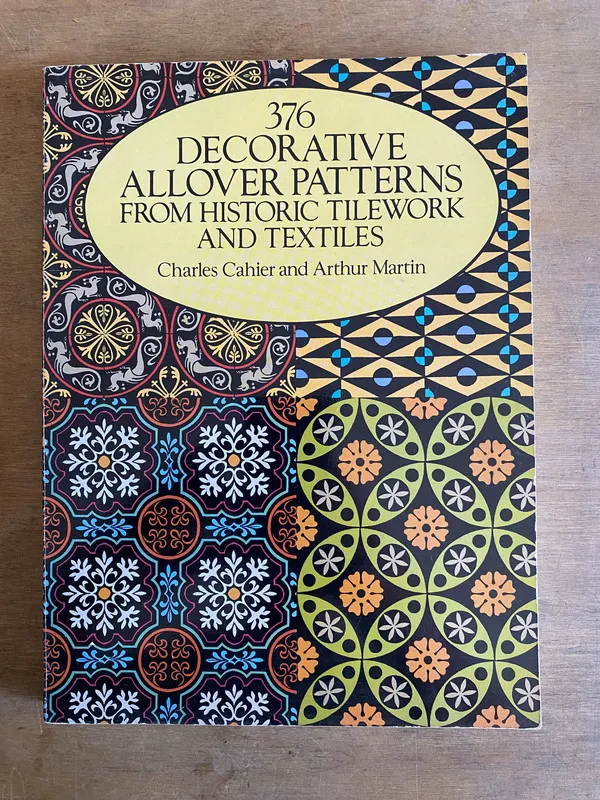 376 decorative allover patterns from- Cahier; Martin (2to)