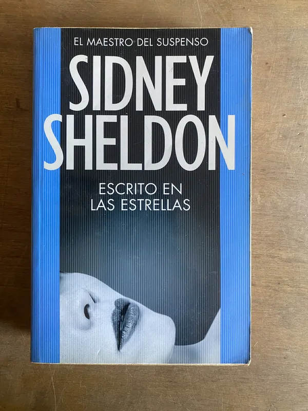 Escrito en las estrellas - Sheldon, Sidney (3i3)