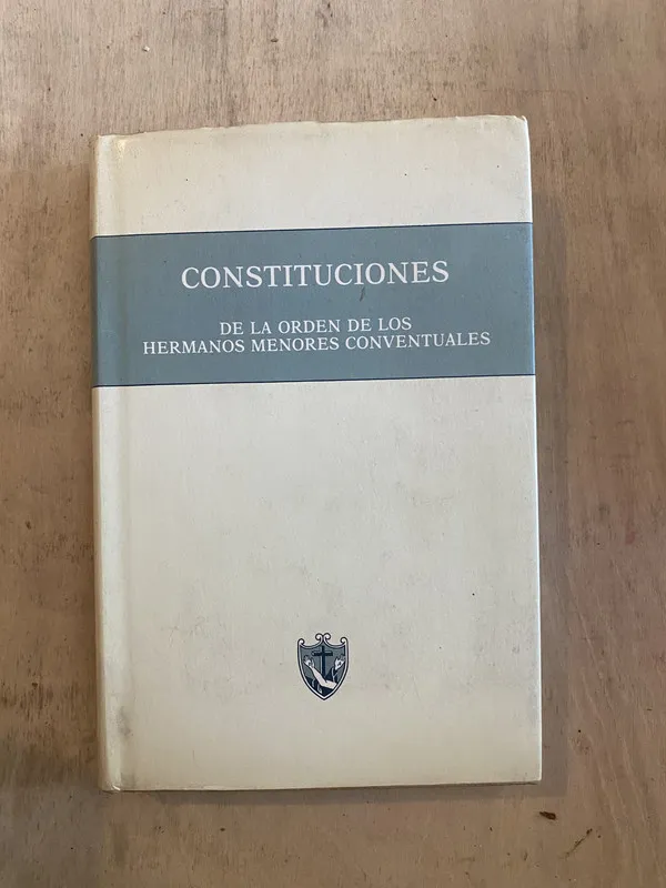Constituciones de la orden de los hermanos menores - (p4)