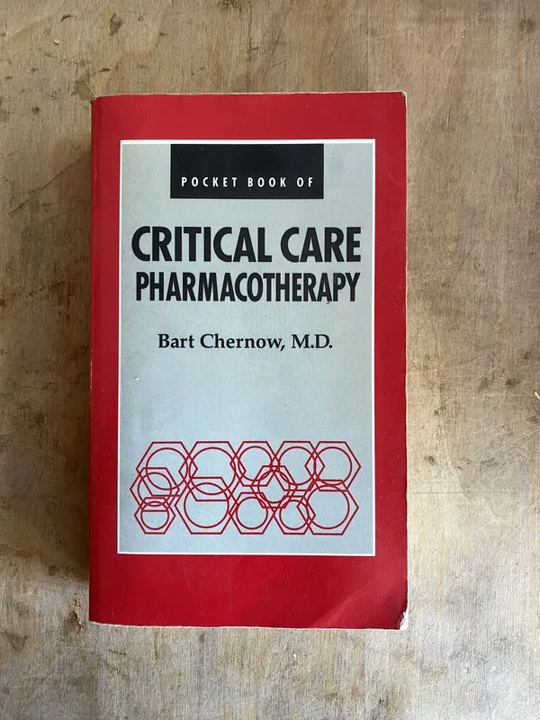 Tapa de Pocket book of critical care pharmacotherapy - Chernow (p2)